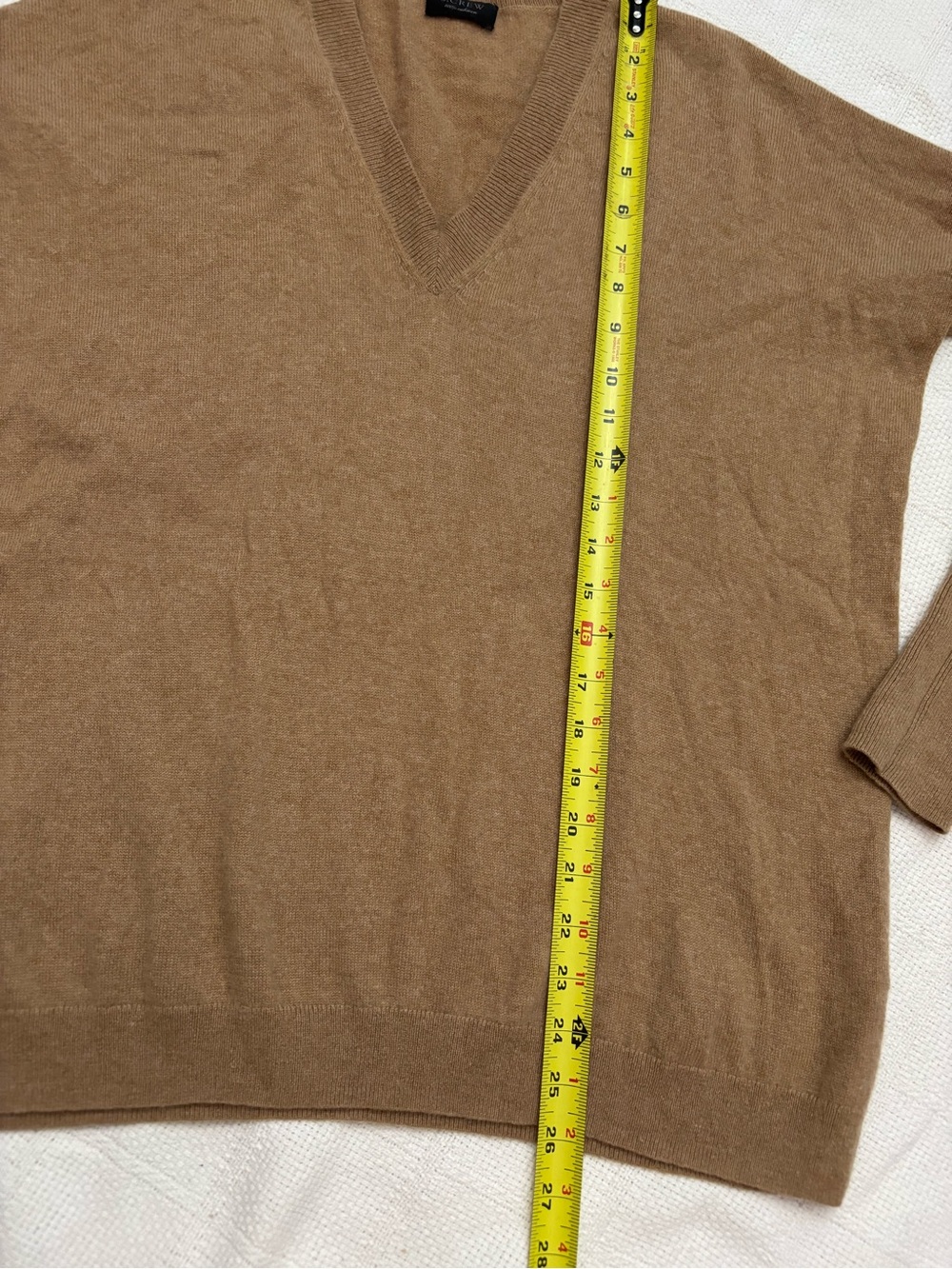 J.CREW 100% Cashmere V-Neck Sweater Tan Camel Brown Oversized Fits Medium - Picture 10 of 11